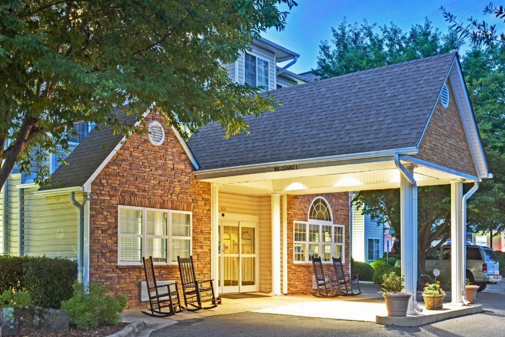 Microtel Inn & Suites By Wyndham Cherokee Main image